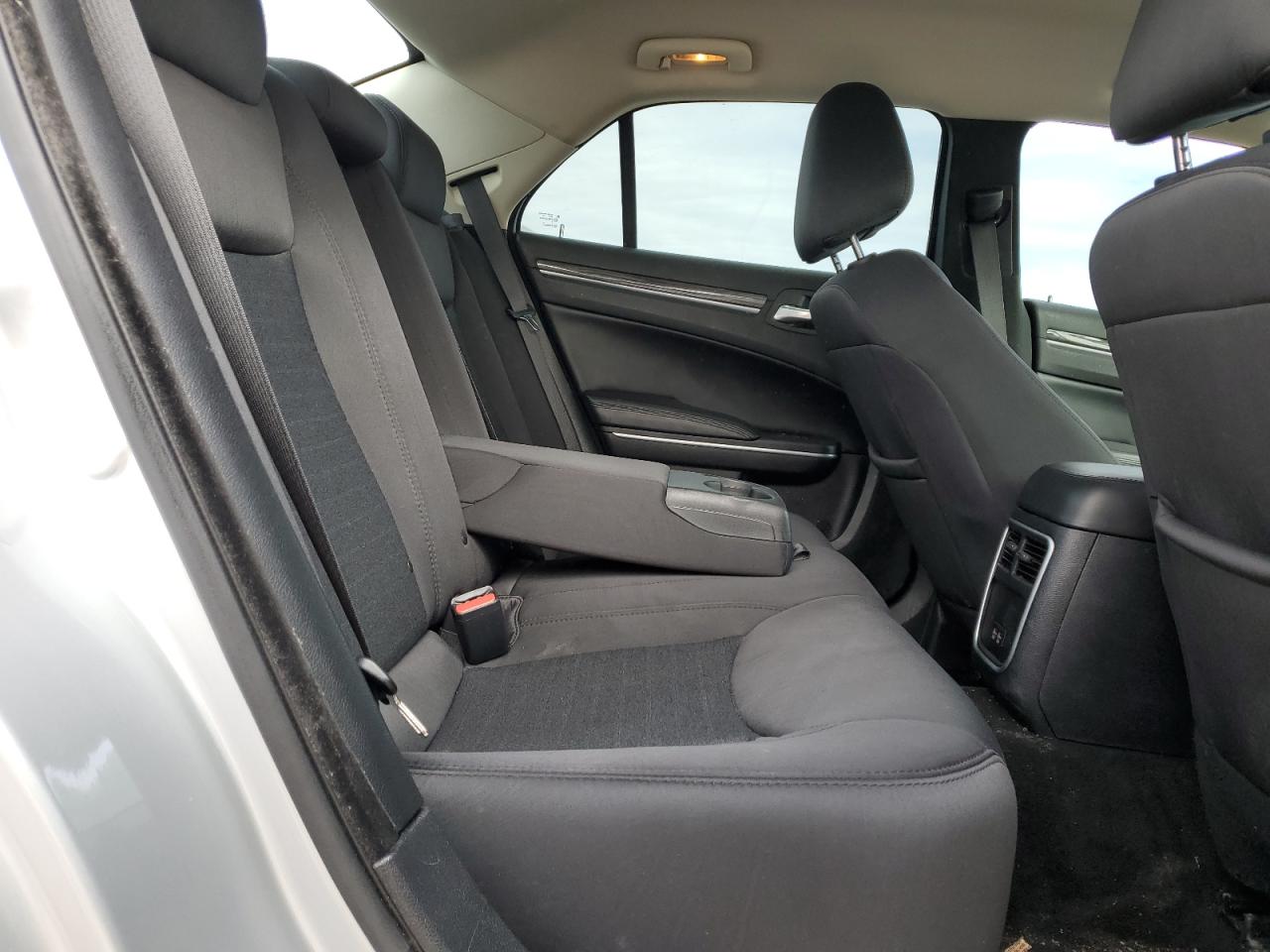 2021 Chrysler 300 Touring VIN: 2C3CCAAG8MH516232 Lot: 90479665