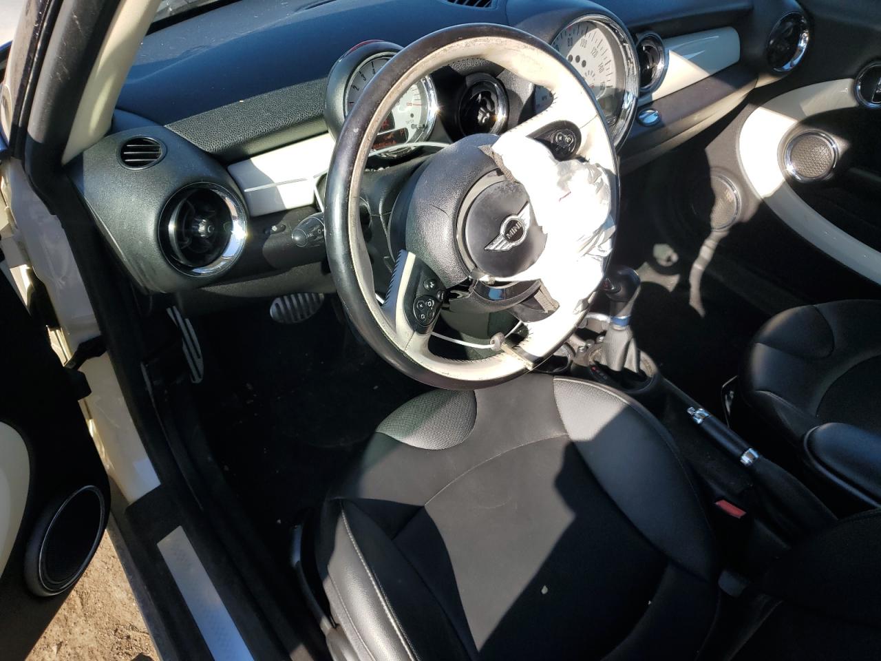 2013 Mini Cooper S Clubman VIN: WMWZG3C55DTY39851 Lot: 86156025