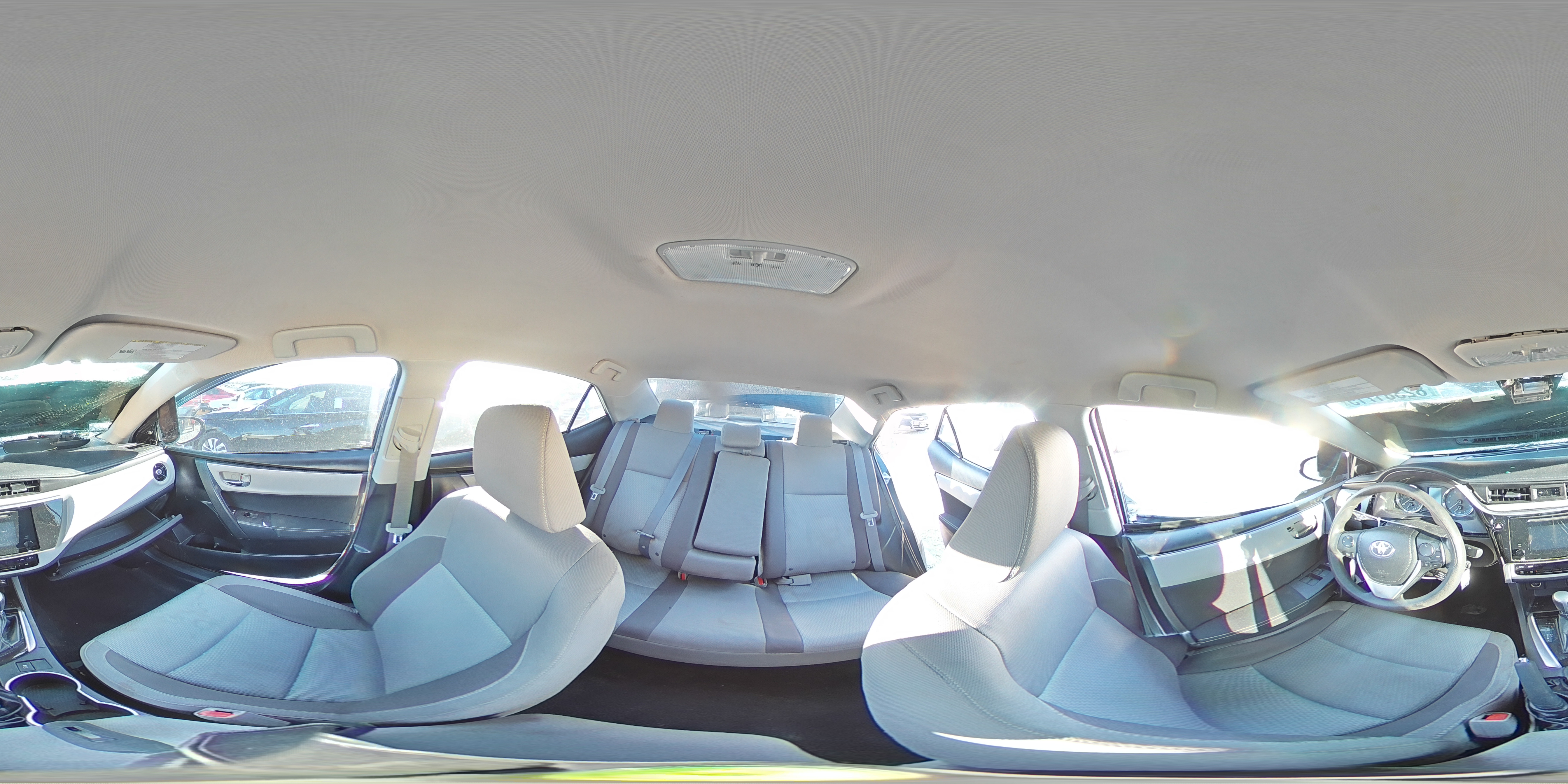 2018 Toyota Corolla L VIN: 5YFBURHE5JP805968 Lot: 82381715