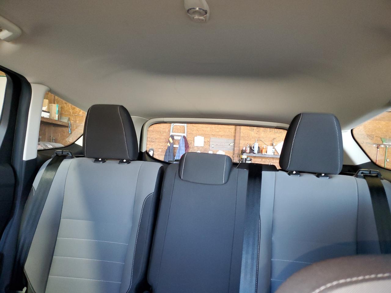 2019 Ford Escape S VIN: 1FMCU0F72KUA73318 Lot: 81989015