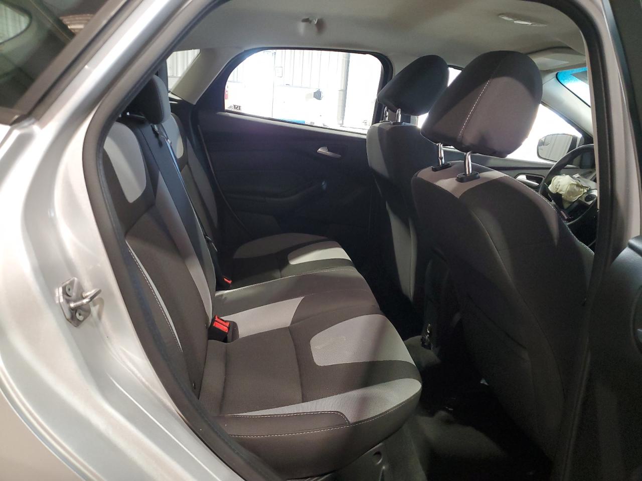 2012 Ford Focus Se VIN: 1FAHP3K28CL399649 Lot: 82776455