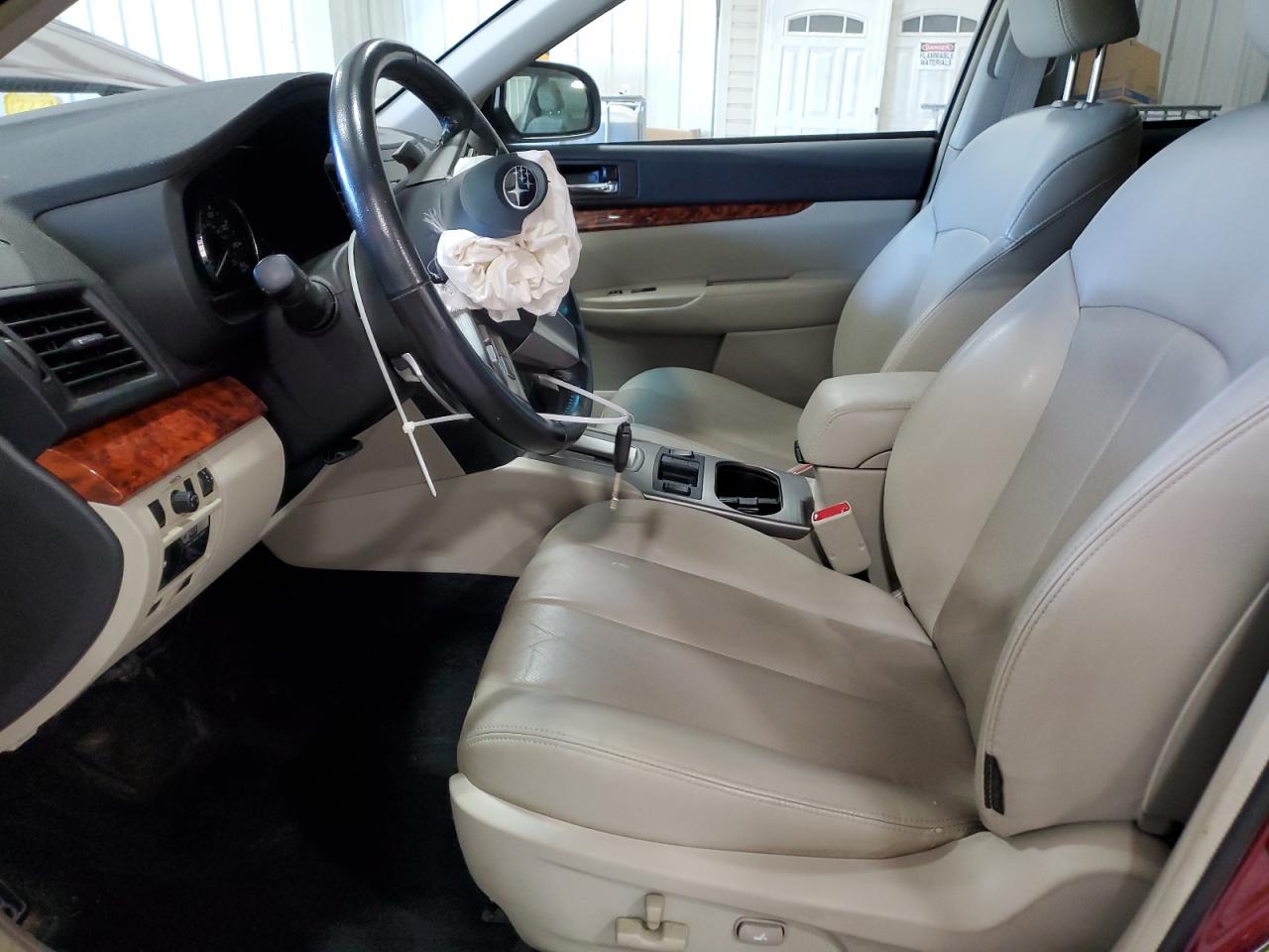 2011 Subaru Outback 3.6R Limited VIN: 4S4BRDKC6B2392739 Lot: 86494605