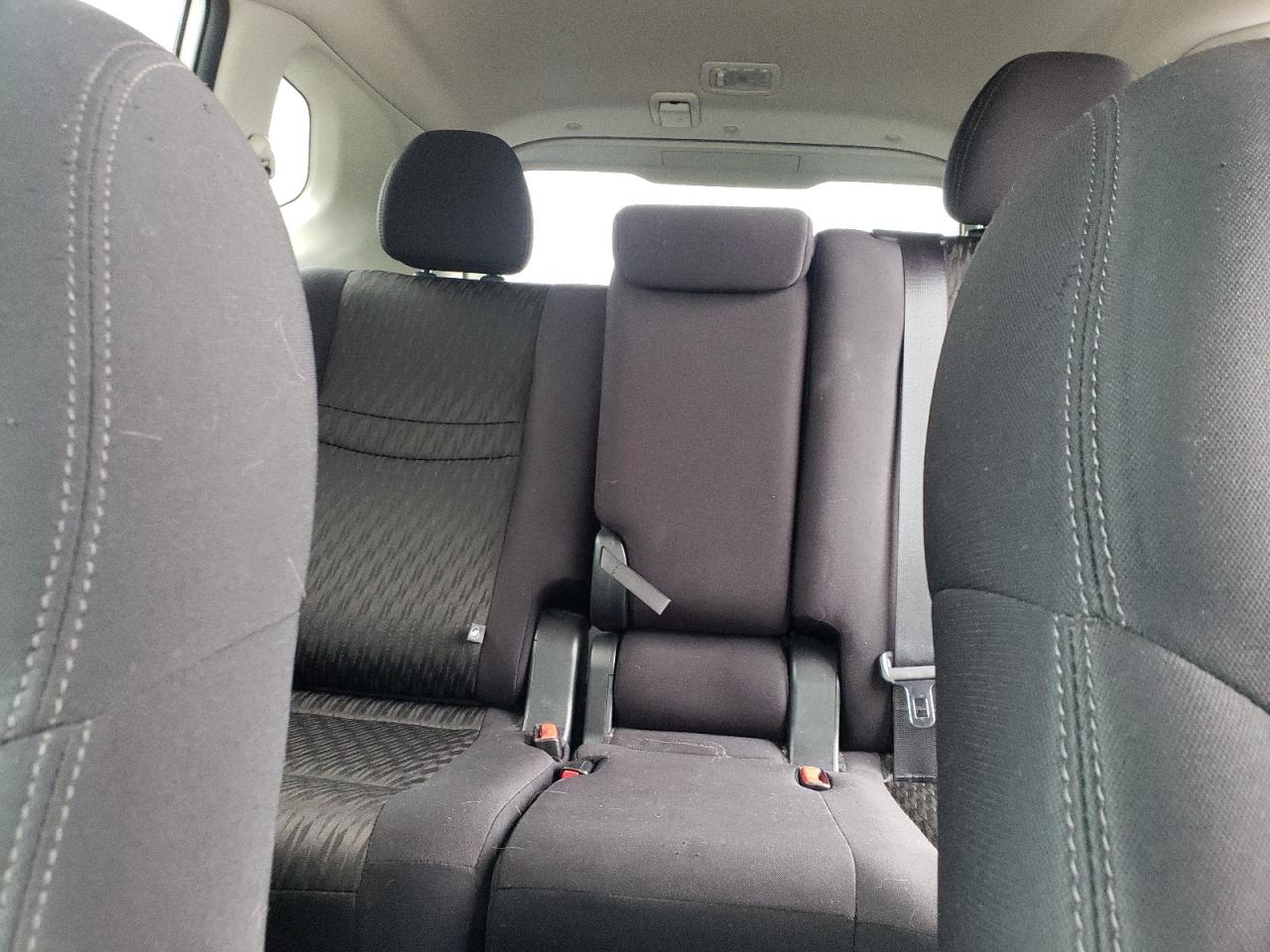 2017 Nissan Rogue Sv VIN: 5N1AT2MV9HC853600 Lot: 85360355