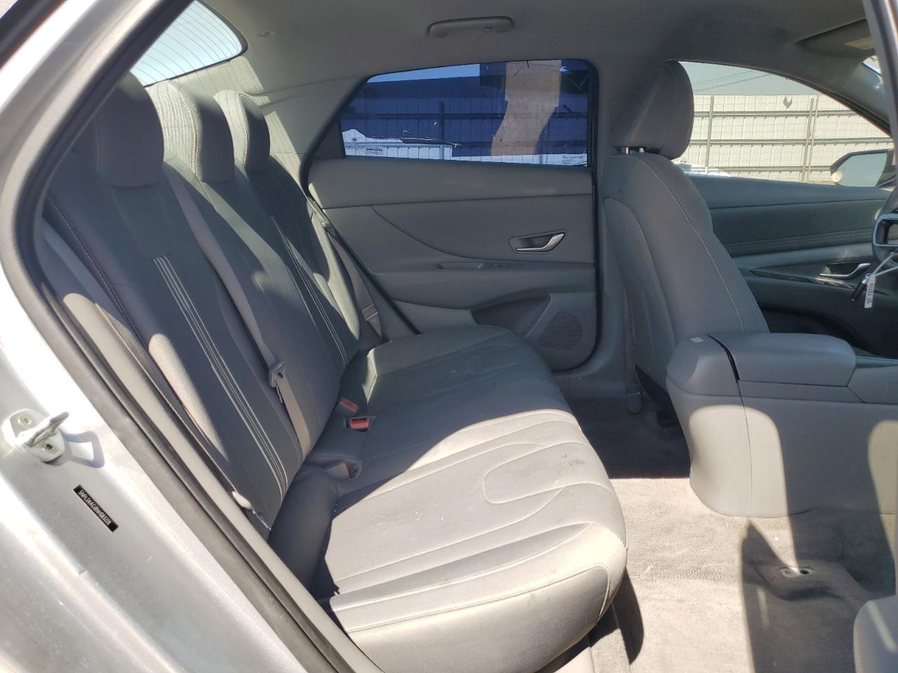 2022 Hyundai Elantra Sel VIN: 5NPLS4AG8NH083228 Lot: 84943095