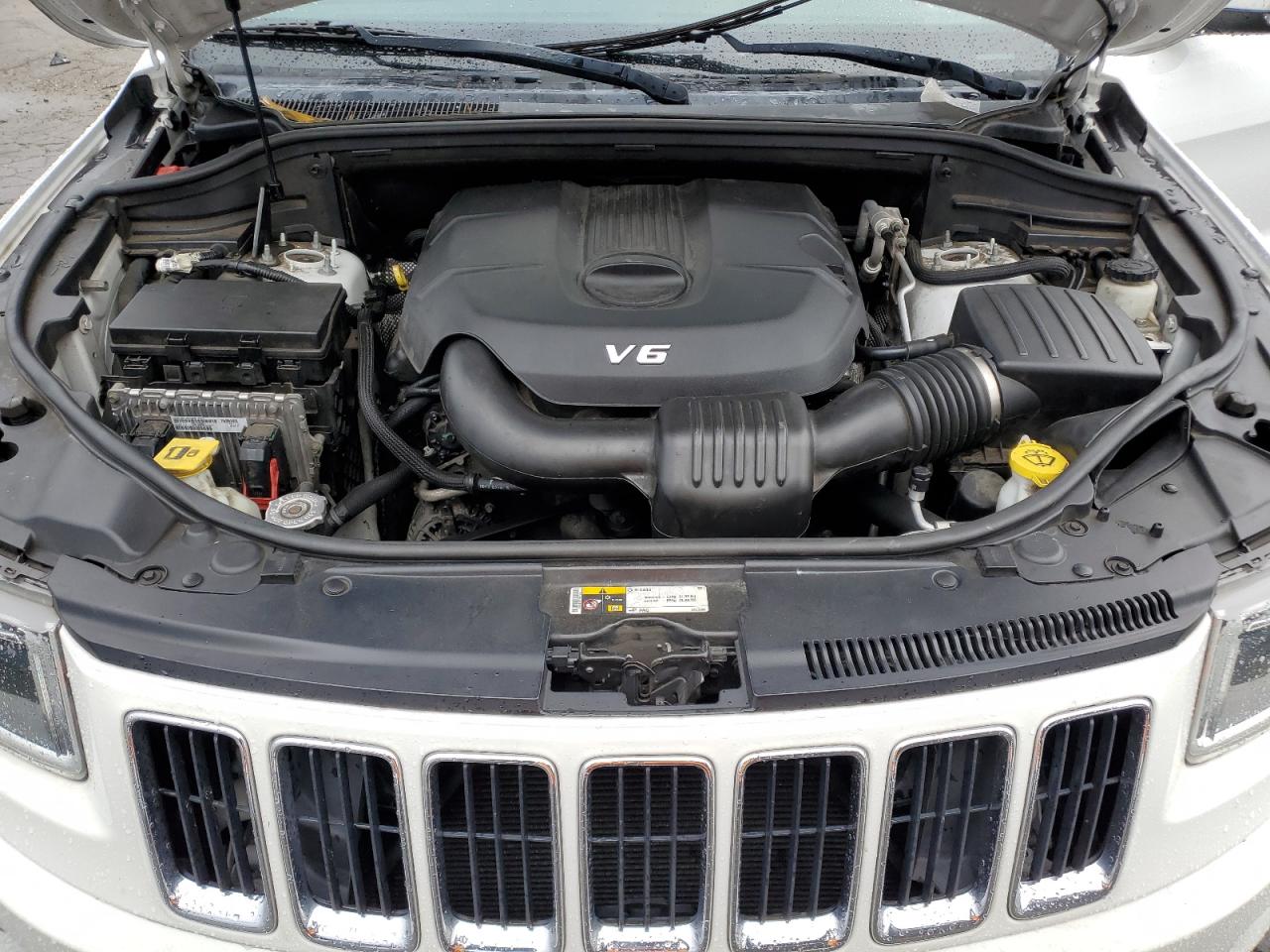 2014 Jeep Grand Cherokee Limited VIN: 1C4RJEBG3EC464207 Lot: 86605185