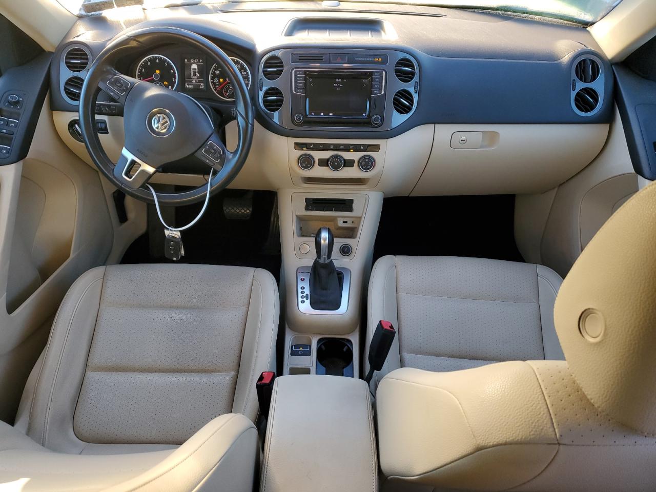 2016 Volkswagen Tiguan S VIN: WVGBV7AXXGW601675 Lot: 84568595