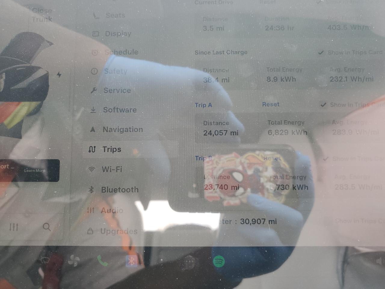 2023 Tesla Model Y VIN: 7SAYGDEE4PF618690 Lot: 82493595