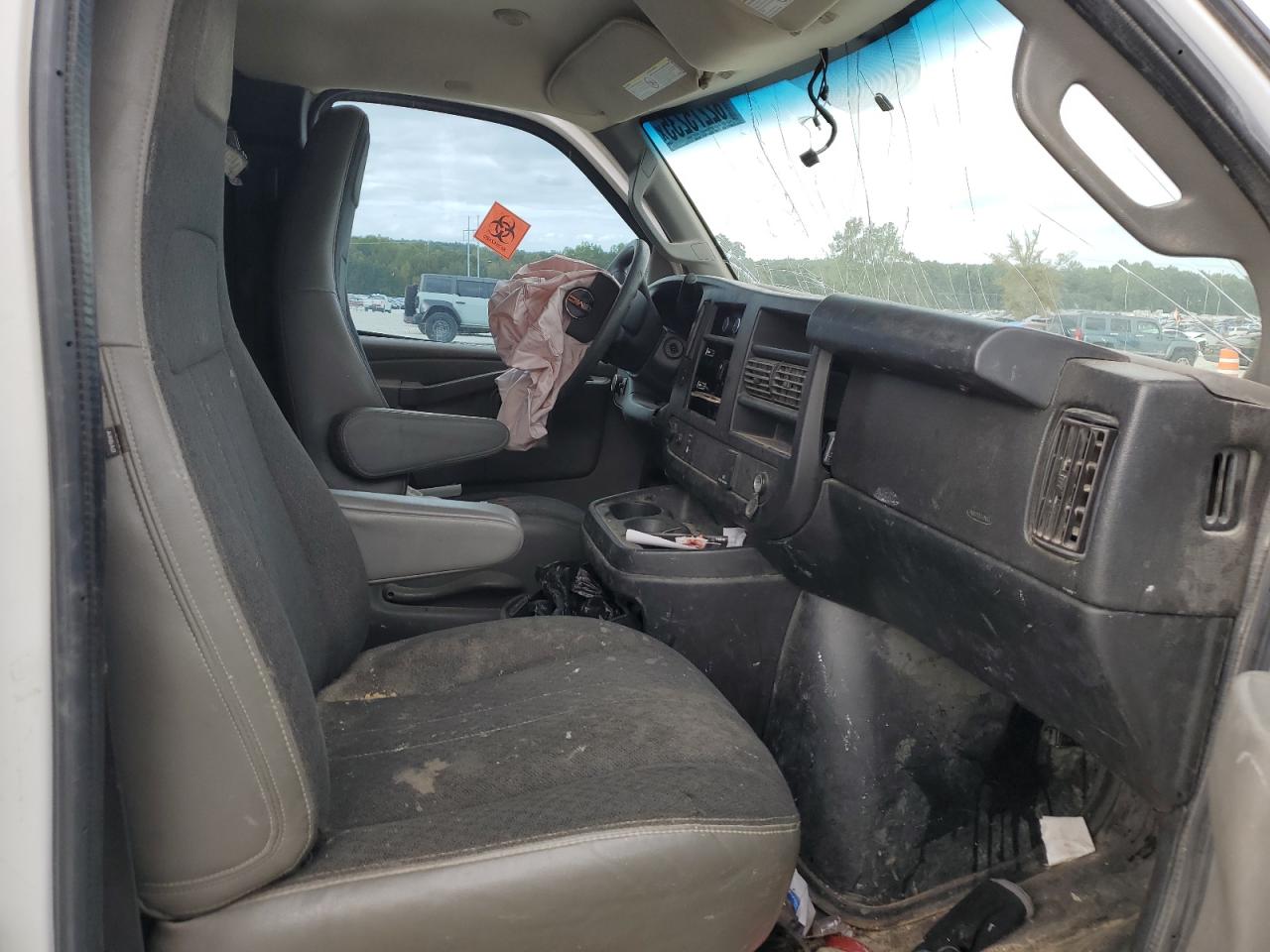 2020 GMC Savana G2500 VIN: 1GTW7AFG1L1183486 Lot: 82275235