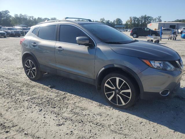  NISSAN ROGUE 2018 Серый
