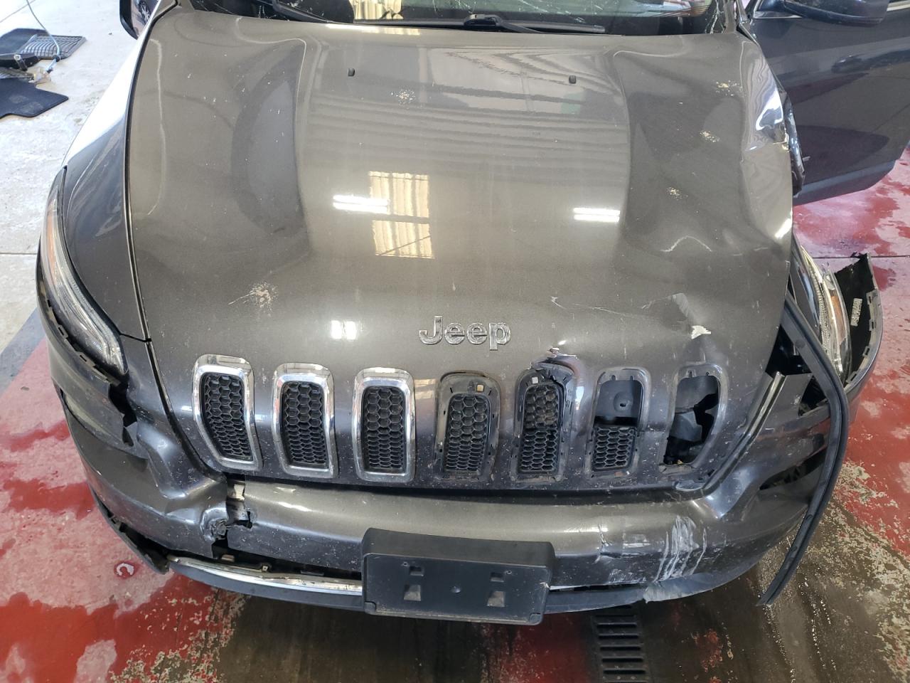 2018 Jeep Cherokee Limited VIN: 1C4PJMDB2JD564371 Lot: 81949035