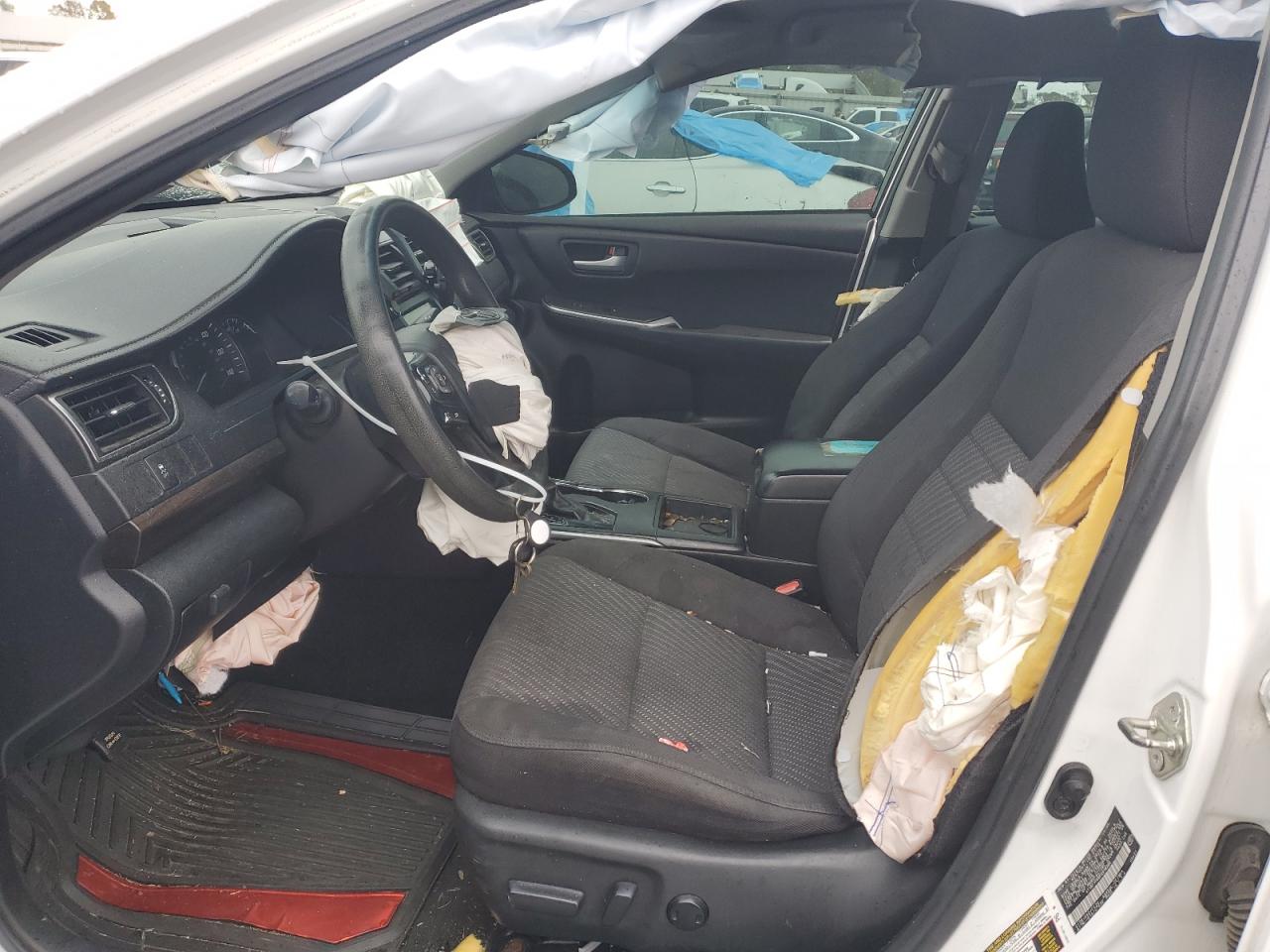 2015 Toyota Camry Le VIN: 4T1BF1FK6FU918306 Lot: 90598635