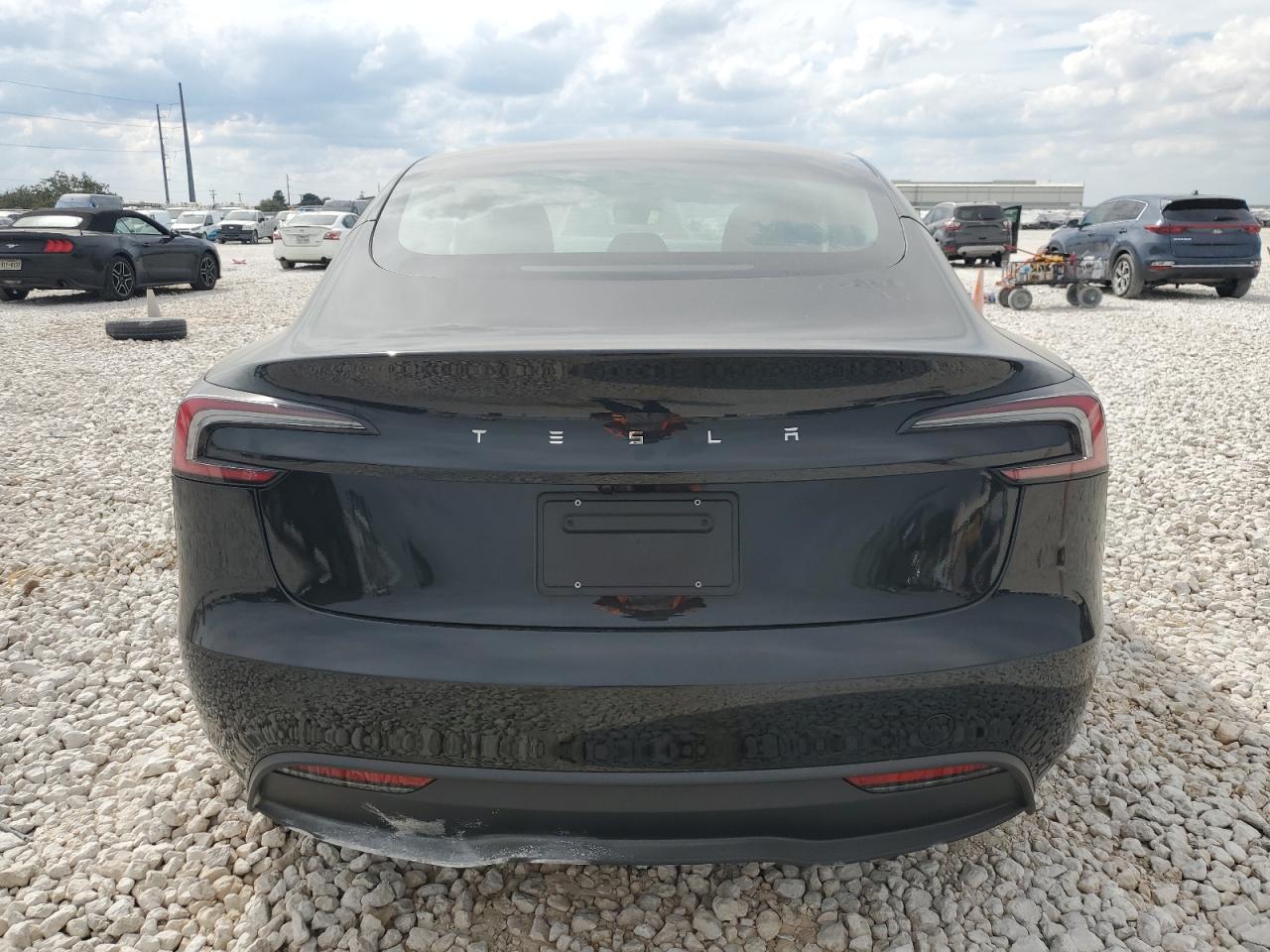 2025 Tesla Model 3 VIN: 5YJ3E1EA4SF074631 Lot: 87011375