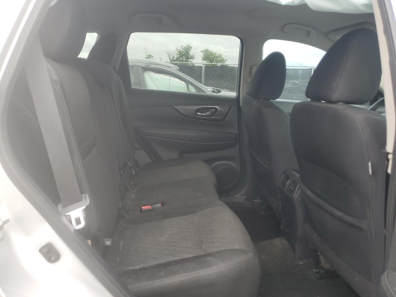 2019 Nissan Rogue S VIN: 5N1AT2MT2KC842914 Lot: 85487365