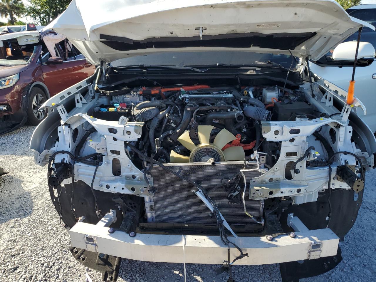 2024 Toyota Sequoia Sr5 VIN: 7SVAAABA9RX047969 Lot: 81901235