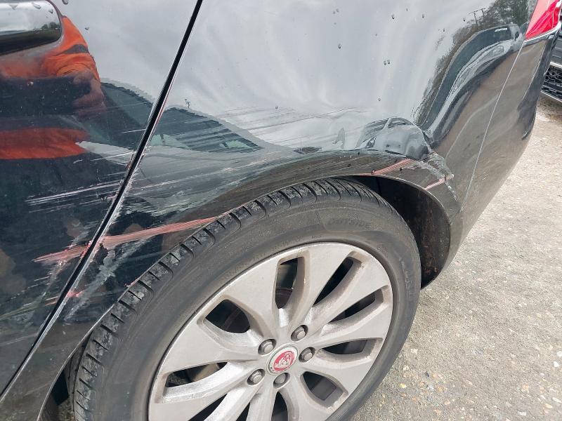 2015 JAGUAR XE 2.0D PRESTIGE 4DR AUTO