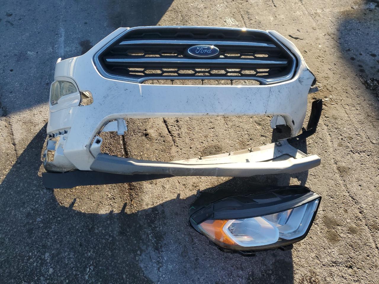 2018 Ford Ecosport Titanium VIN: MAJ6P1WL9JC179805 Lot: 89702335