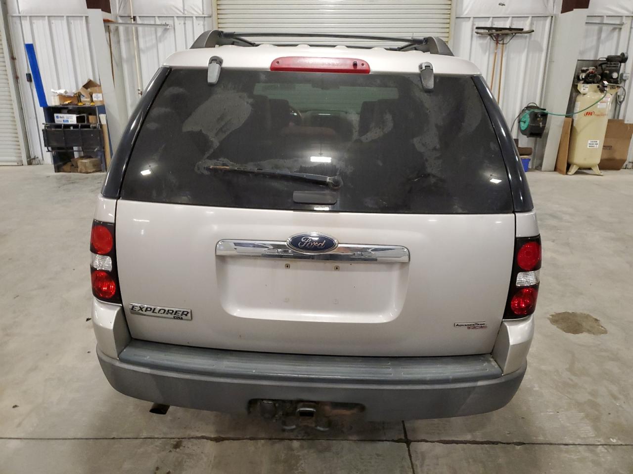 2006 Ford Explorer Xlt VIN: 1FMEU73E06UB22977 Lot: 82424035