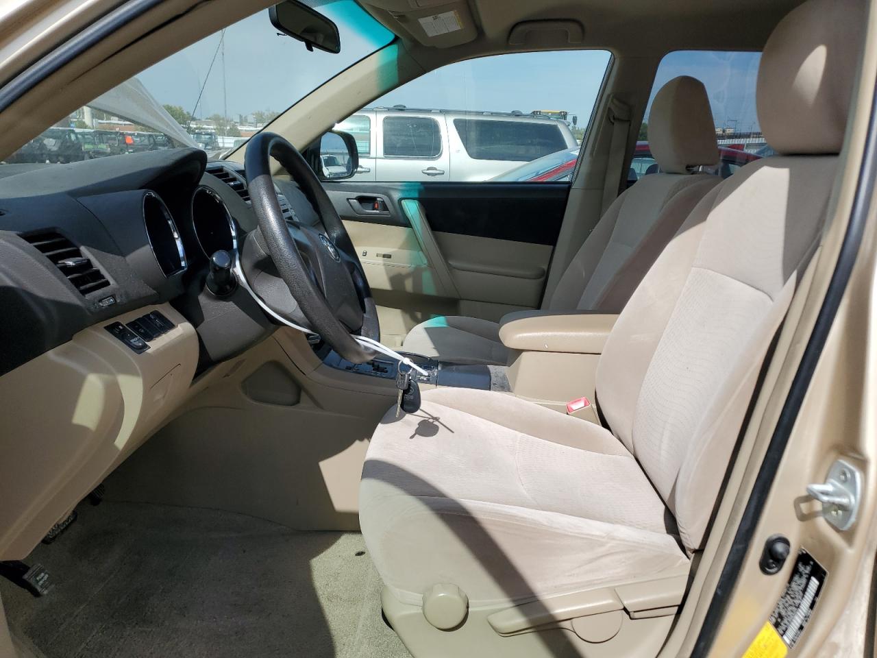 2008 Toyota Highlander VIN: JTEES41A382000181 Lot: 81832835