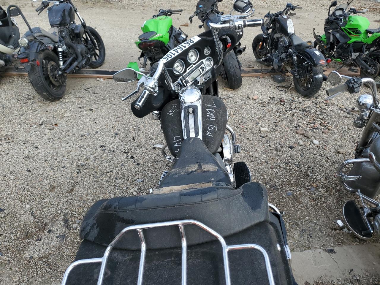 2009 Harley-Davidson Flhtcu VIN: 1HD1FC41X9Y690876 Lot: 86164195