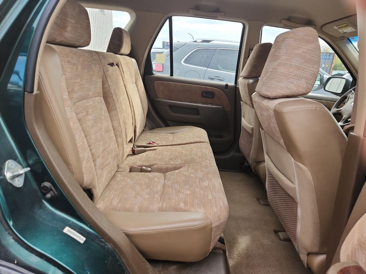 2002 Honda Cr-V Lx VIN: JHLRD78422C070423 Lot: 85763795