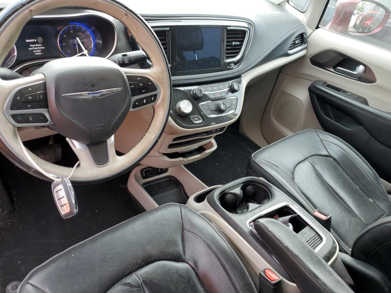 2017 Chrysler Pacifica Limited VIN: 2C4RC1GG5HR748705 Lot: 67936765