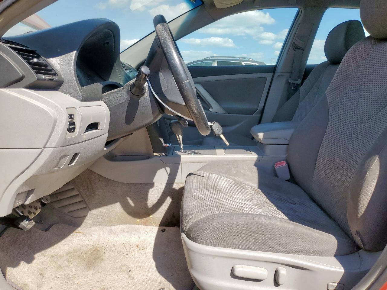 2010 Toyota Camry Base VIN: 4T1BF3EK1AU046414 Lot: 82462235