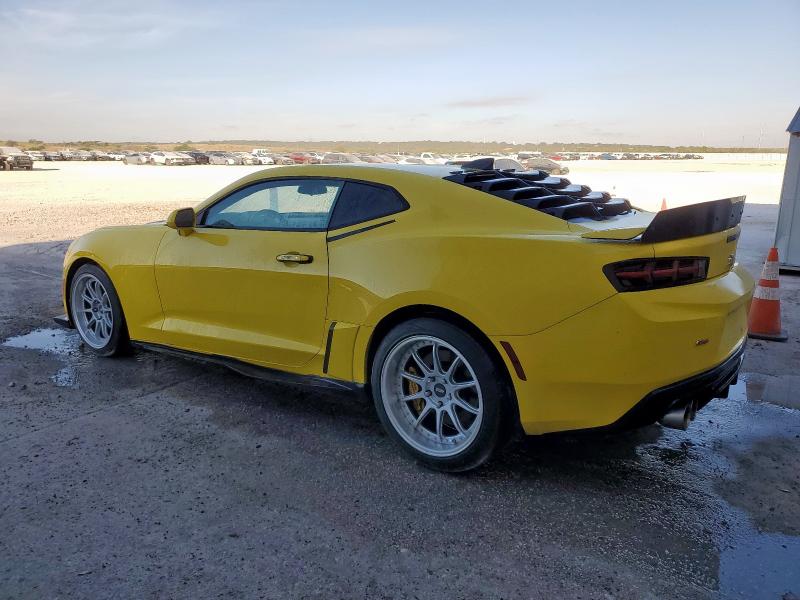 Купе CHEVROLET CAMARO 2017 Желтый