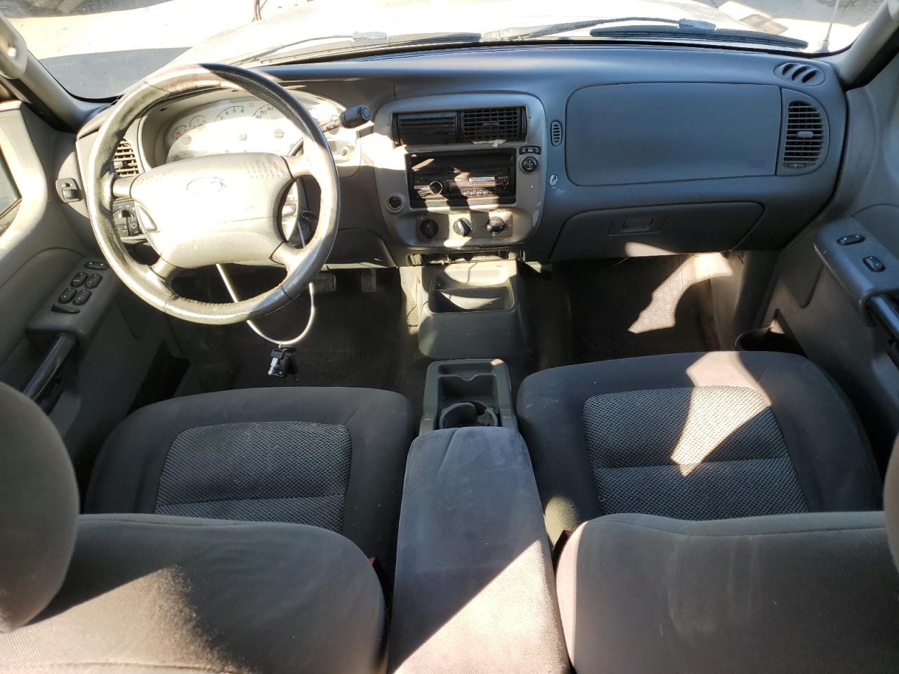 2004 Ford Explorer Sport Trac VIN: 1FMZU67K34UA90860 Lot: 90526555