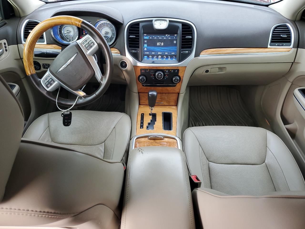 2014 Chrysler 300C VIN: 2C3CCAET2EH144296 Lot: 81188555