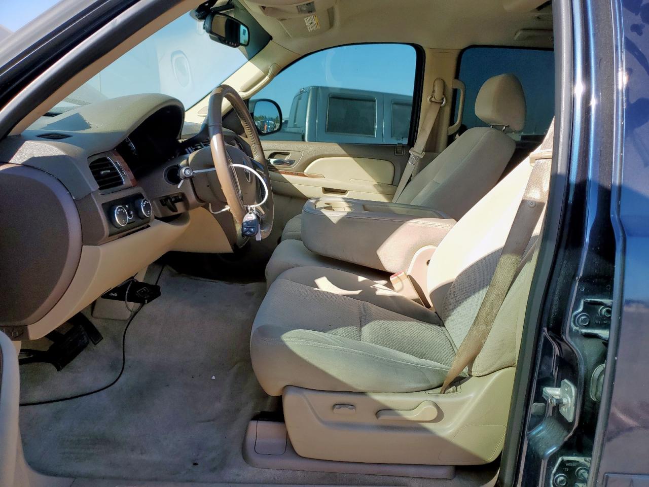 2007 GMC Yukon VIN: 1GKFK13037J106828 Lot: 85373035
