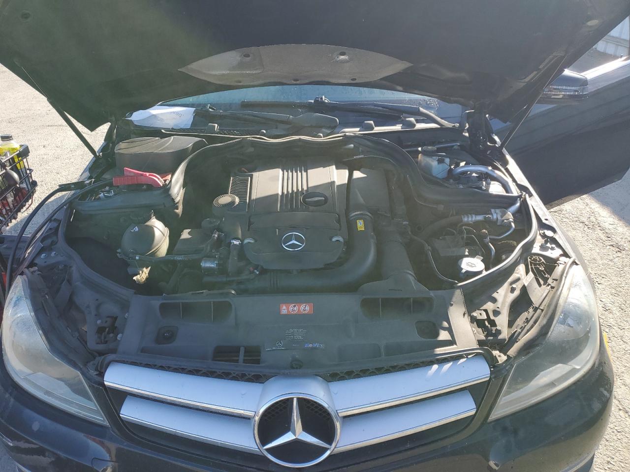 2012 Mercedes-Benz C 250 VIN: WDDGJ4HB0CF747419 Lot: 81929845