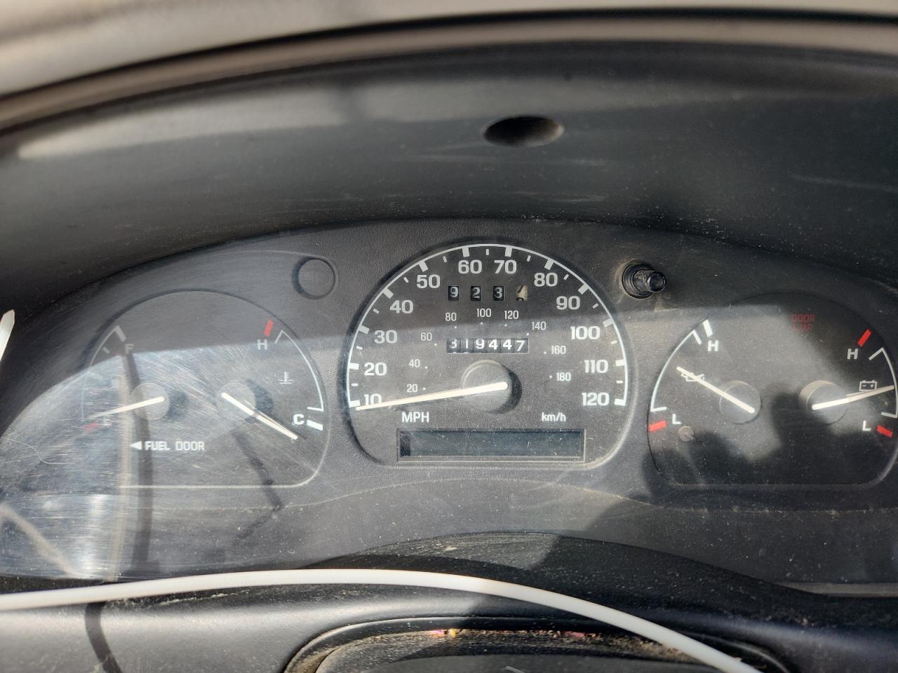 1998 Ford Ranger VIN: 1FTYR10C0WUB16888 Lot: 87385295