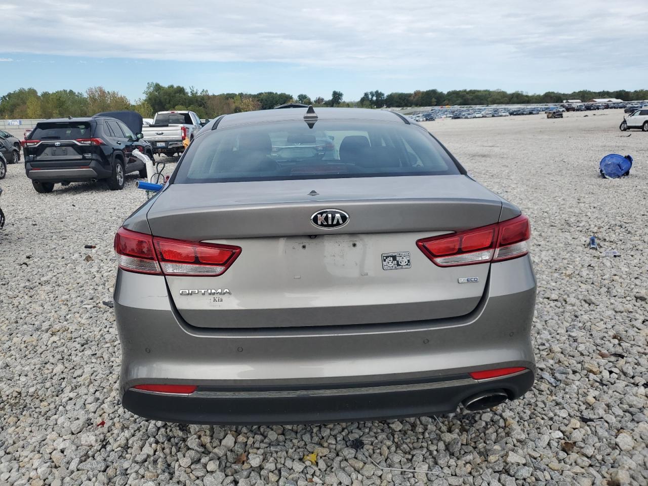 2018 Kia Optima Lx VIN: 5XXGT4L16JG185317 Lot: 84949515