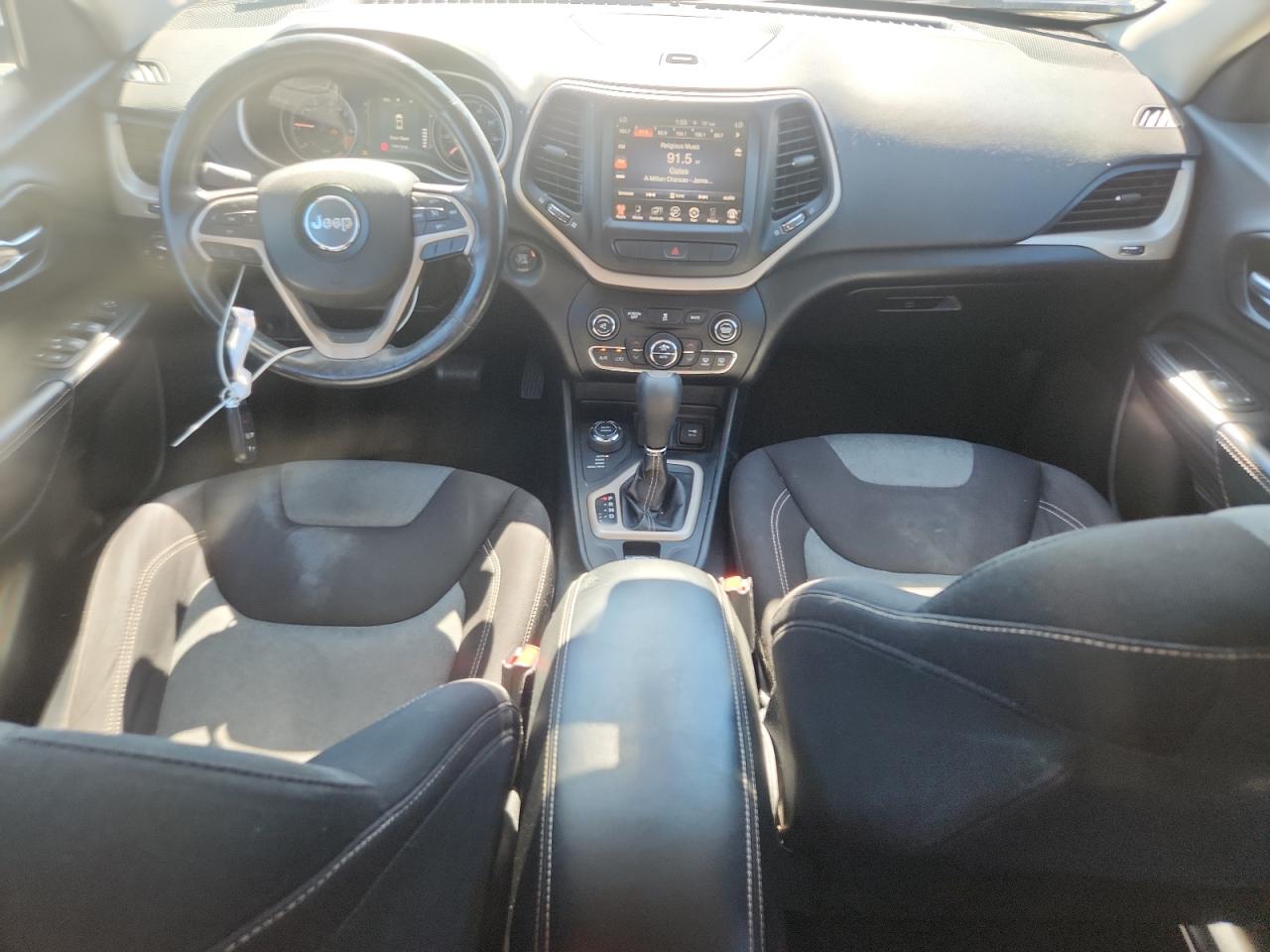 2014 Jeep Cherokee Latitude VIN: 1C4PJMCB9EW140973 Lot: 82594435