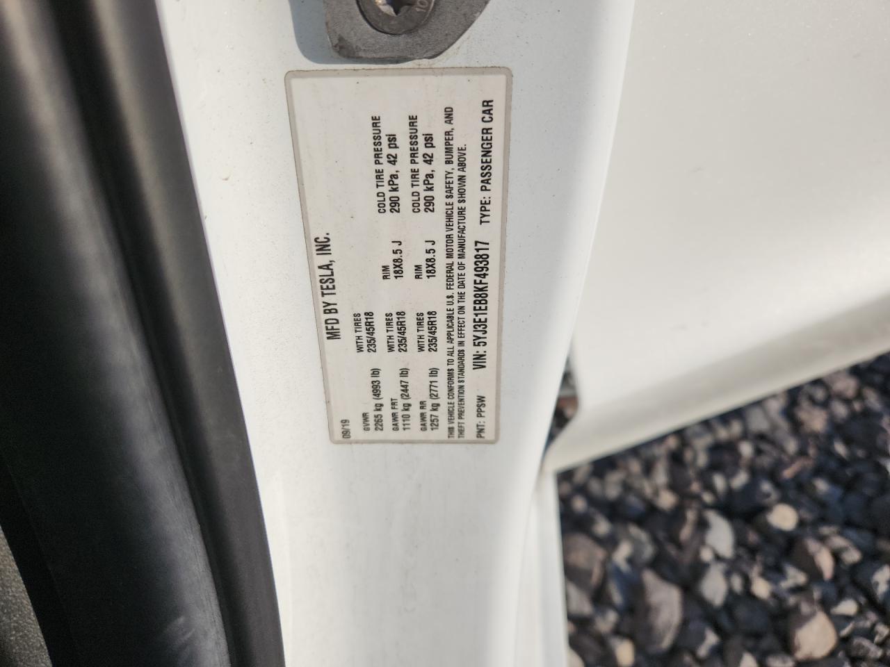 2019 Tesla Model 3 VIN: 5YJ3E1EB8KF493817 Lot: 84875635