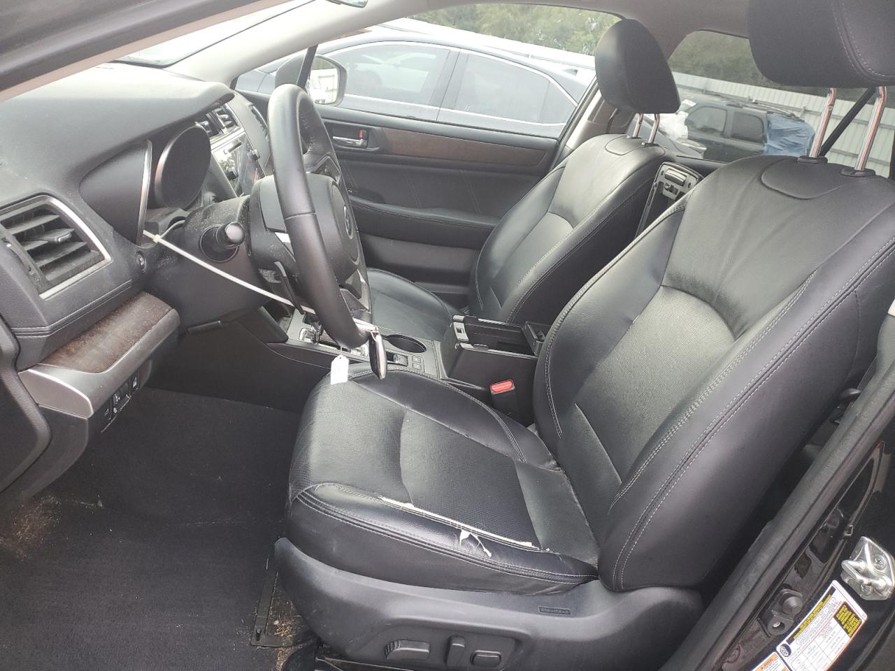 2018 Subaru Outback 3.6R Limited VIN: 4S4BSENC2J3224725 Lot: 85185865