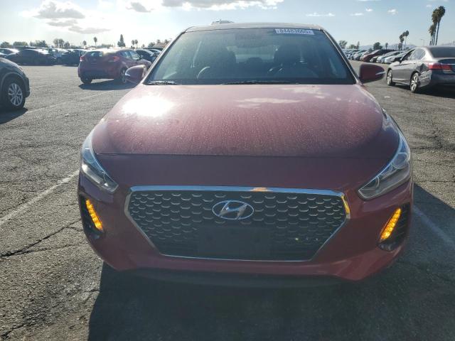  HYUNDAI ELANTRA 2018 Красный