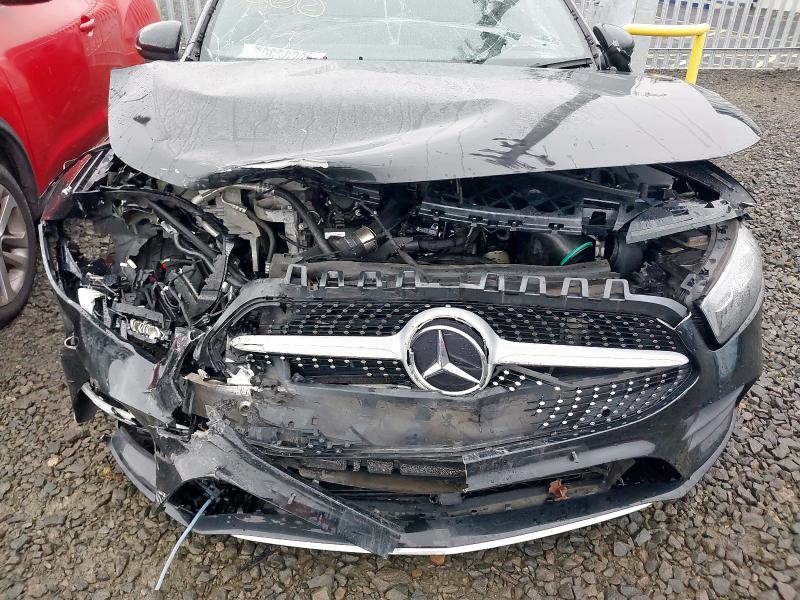 2019 MERCEDES-BENZ A 180 AMG LINE EXECUTIVE 
