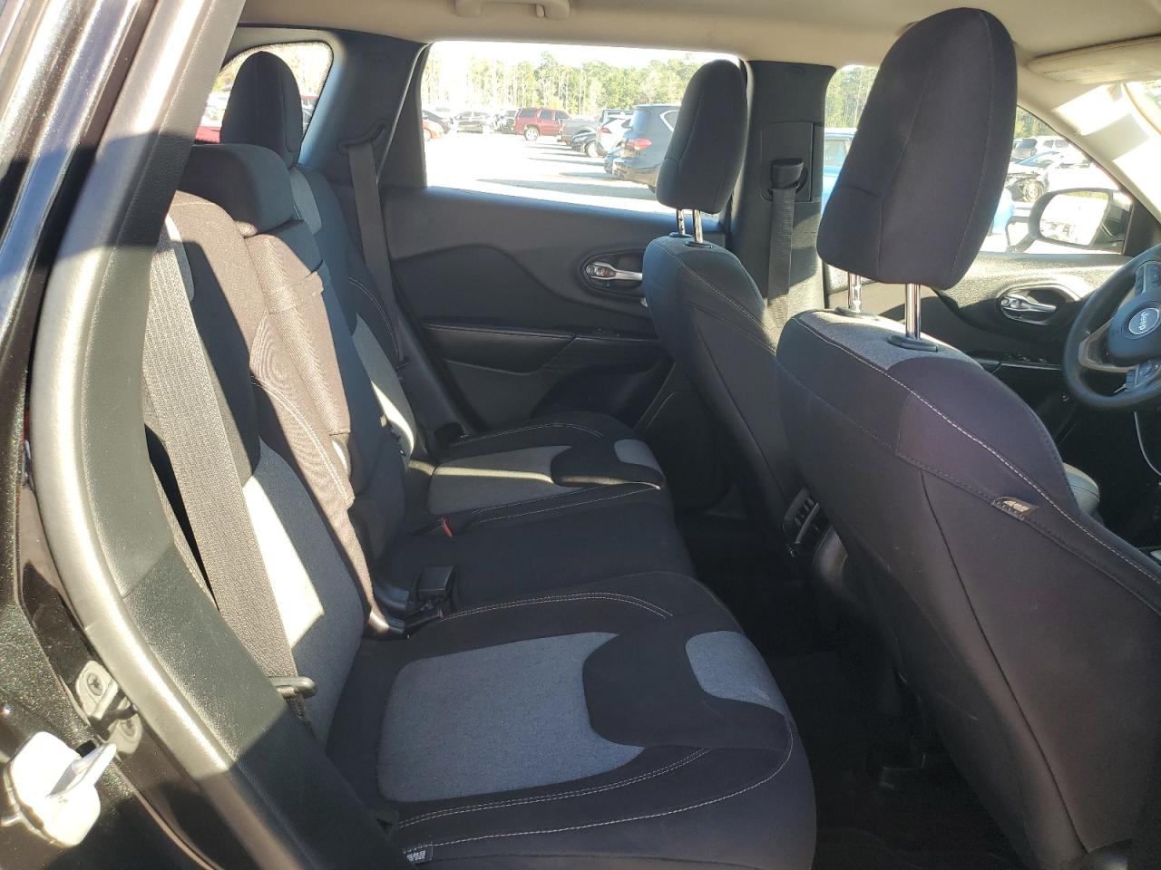 2014 Jeep Cherokee Sport VIN: 1C4PJLABXEW142907 Lot: 86710115