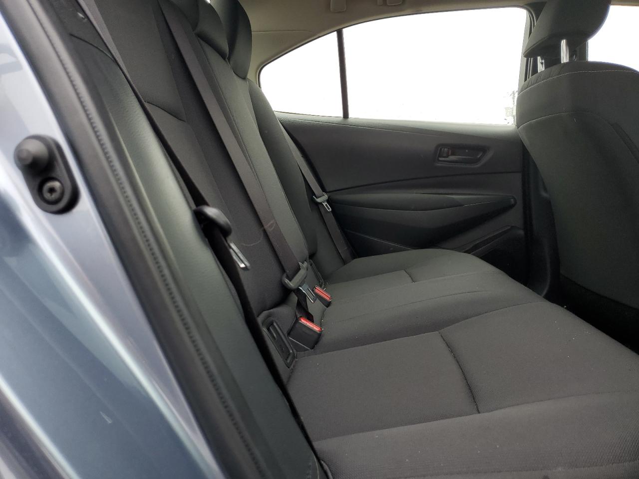 2025 Toyota Corolla Le VIN: JTDBDMHE4SJ013612 Lot: 86449555