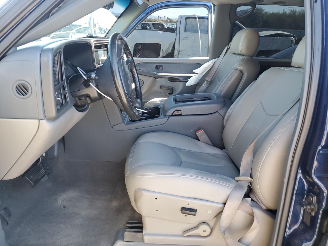 2003 GMC Yukon Xl C1500 VIN: 1GKEC16T43J113540 Lot: 86872845