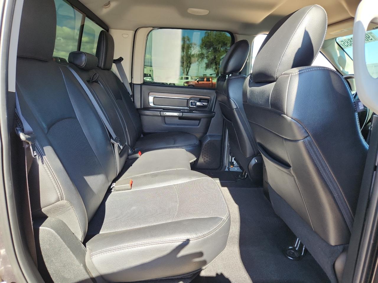 2017 Ram 1500 Laramie VIN: 1C6RR7NT1HS712677 Lot: 90050885