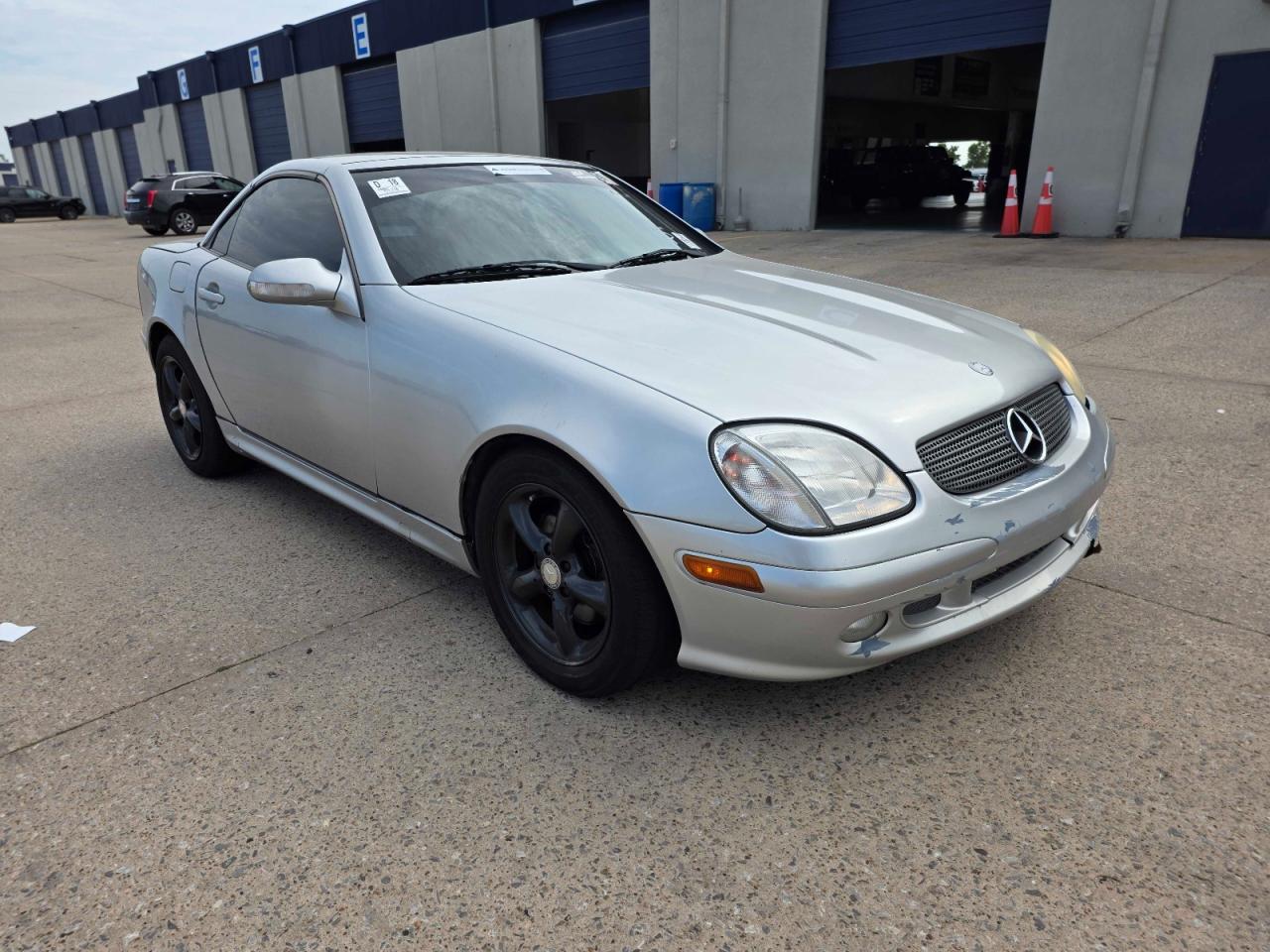 MERCEDES-BENZ SLK-CLASS 2004. Lot# 86143825. VIN WDBKK65F54F310035. Photo 1