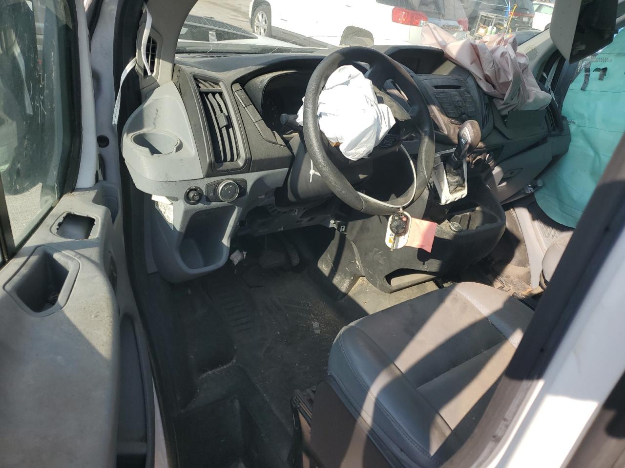 2018 Ford Transit T-150 VIN: 1FTYE2CM2JKB52513 Lot: 84918375