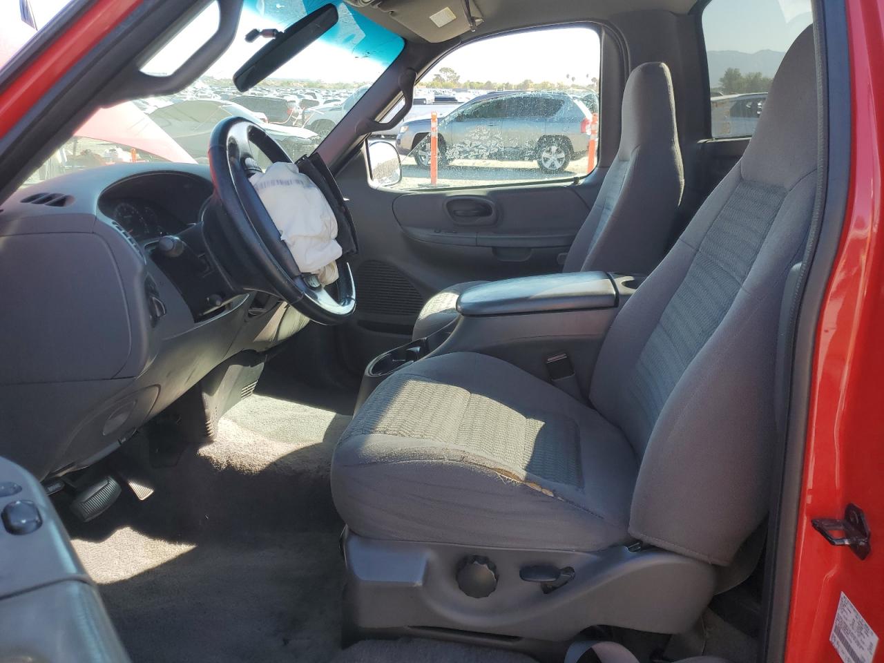 2002 Ford F150 VIN: 2FTRF07232CA17576 Lot: 84443285