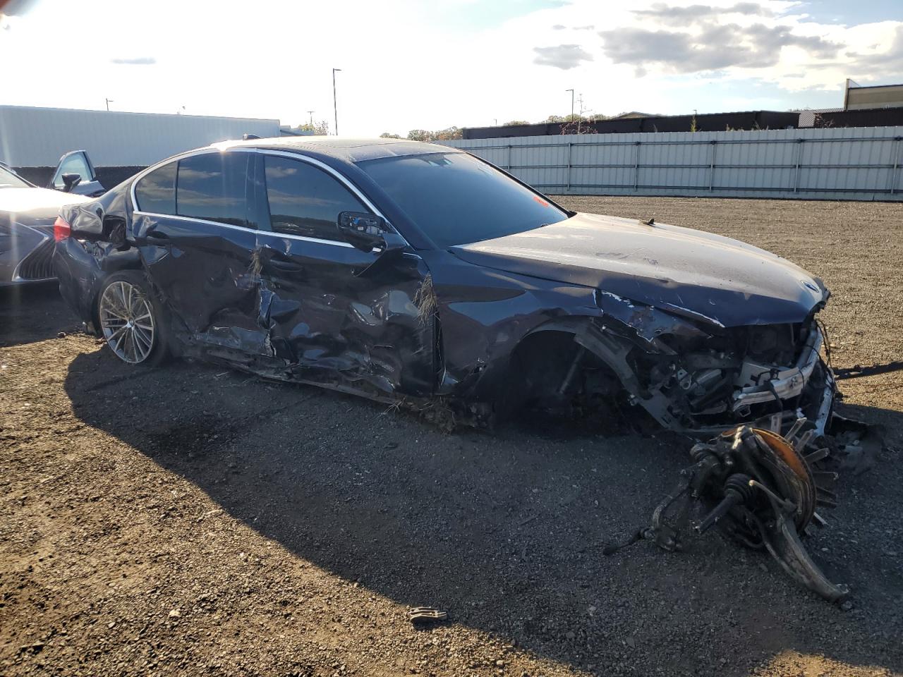 Фото: WBAJE7C54KWW05433