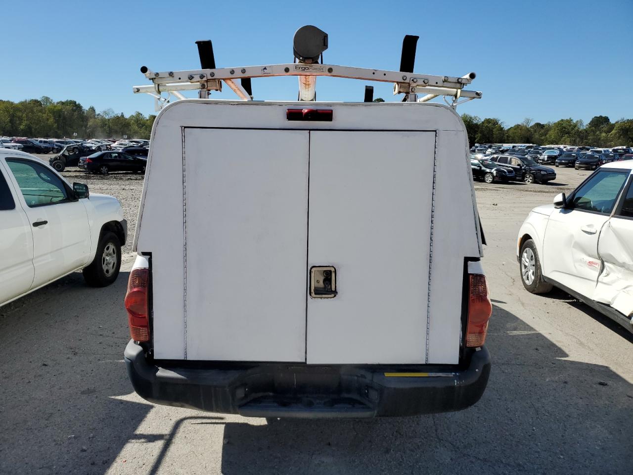 2015 Toyota Tacoma Access Cab VIN: 5TFTX4CN8FX056534 Lot: 81611135