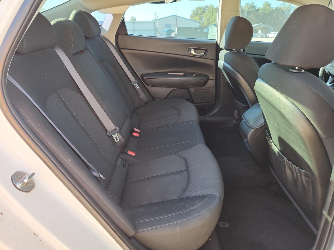 2018 Kia Optima Lx VIN: KNAGT4L32J5205856 Lot: 87235975