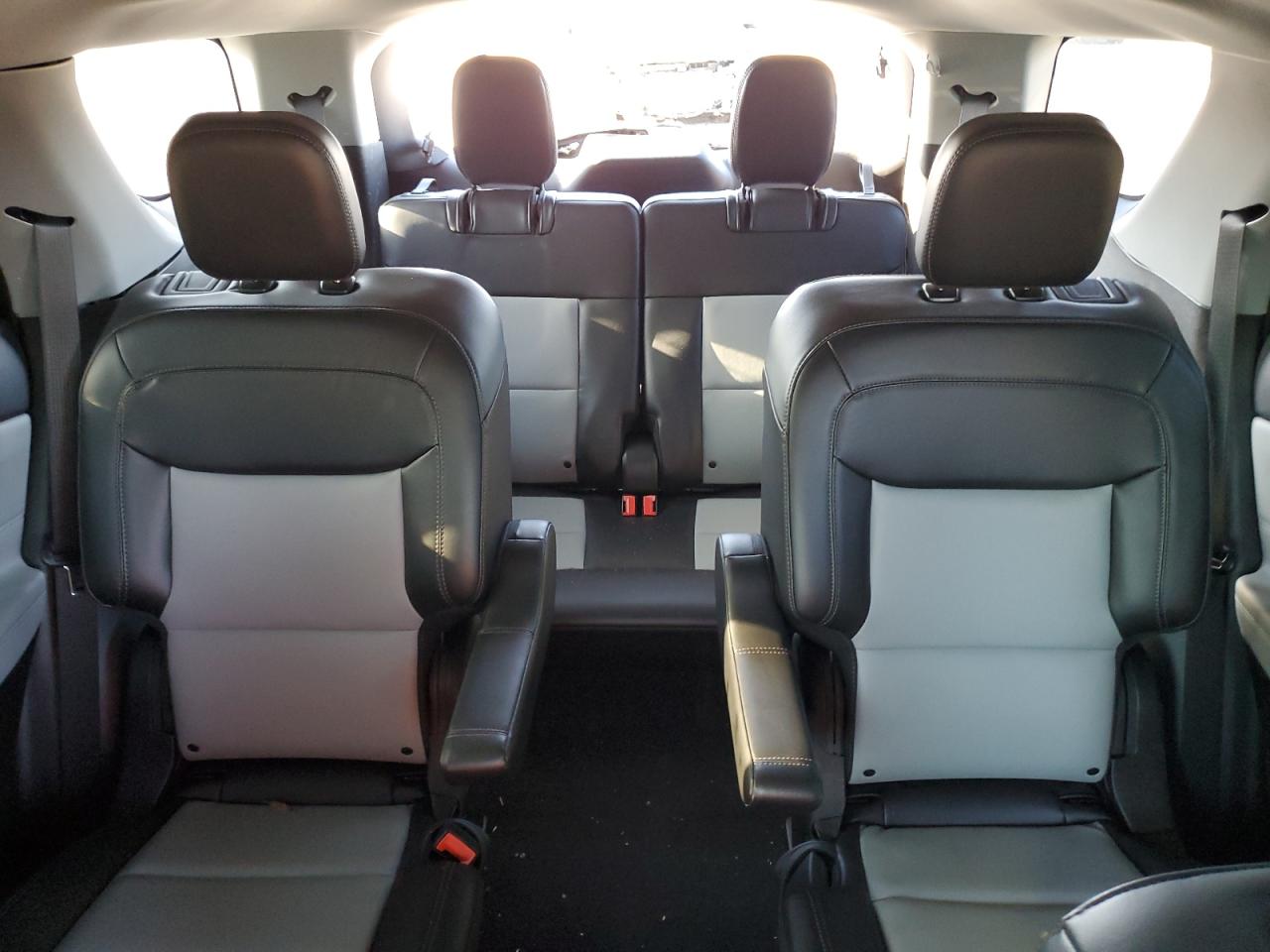 2023 Ford Explorer Xlt VIN: 1FMSK7DH3PGA72657 Lot: 82225195