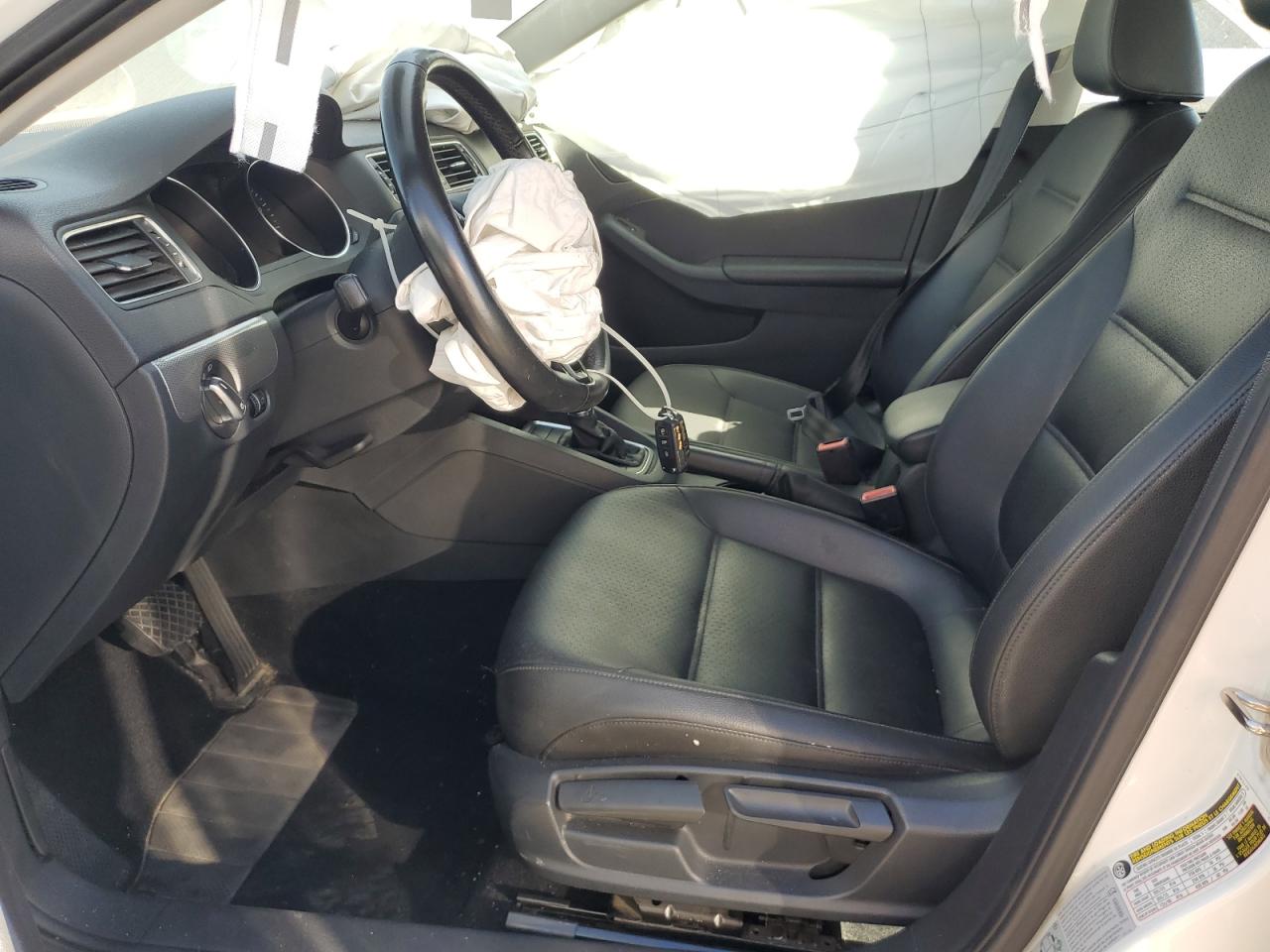 2017 Volkswagen Jetta Se VIN: 3VWDB7AJ4HM284508 Lot: 80388345